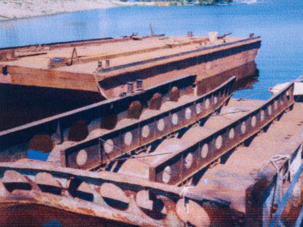 Подъем понтонов 2000 г.